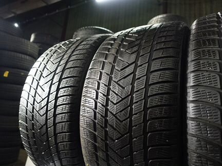 225 65 17 Pirelli Scorpion Winter xyU