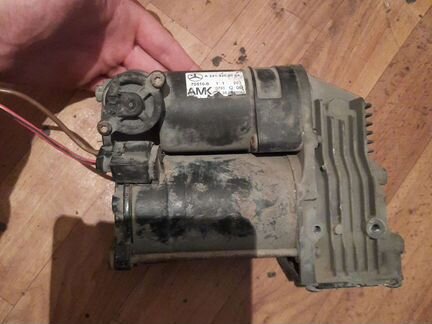 Компрессор пневмоподвески mercedes w221