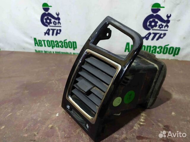 Дефлектор левый Geely Emgrand EC7