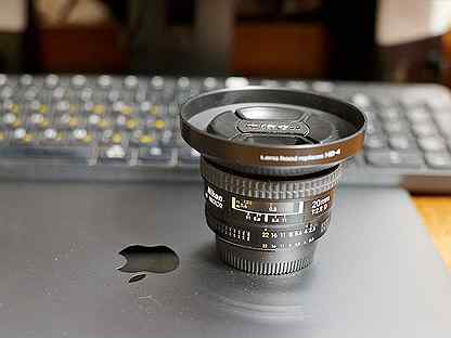 Продам объектив Nikon 20mm f/2.8D