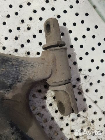 Рычаг передний левый Hyundai Santa Fe