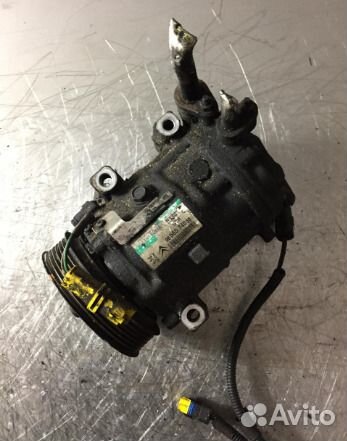 Компрессор кондиционера Peugeot 807 2.2d