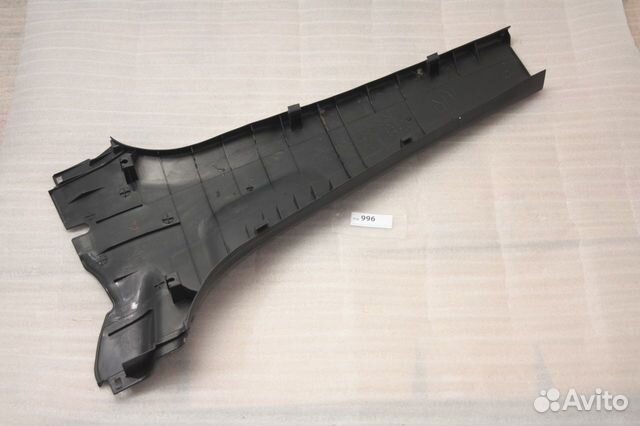 Накладка на стойку кузова Toyota Wish ZNE14 1ZZ-FE