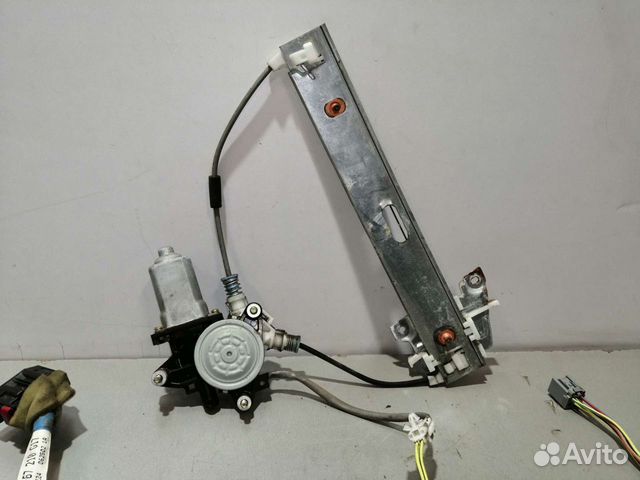 Стеклоподьемник задний правый Форд Маверик