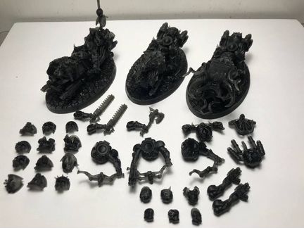 Warhammer 40000 миниатюры Chaos Space Marines Bike