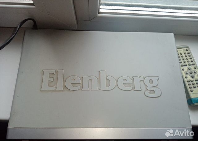 DVD плеер Elenberg 2410