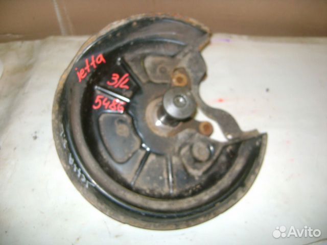 Кулак поворотный З/Л VW Jetta 5