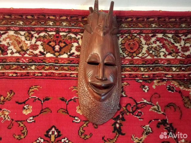 Маска красное дерево