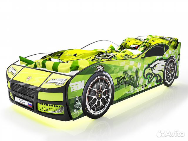 Детская кровать машина