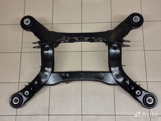 Задний подрамник Mercedes GL 63 AMG A1663503100