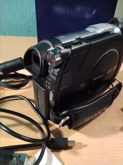 Видеокамера Sony Handycam DCR-dvd710e