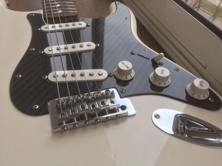 Карбоновый пикгард Stratocaster в Москве, цена 4 990 руб. | Объявления ...