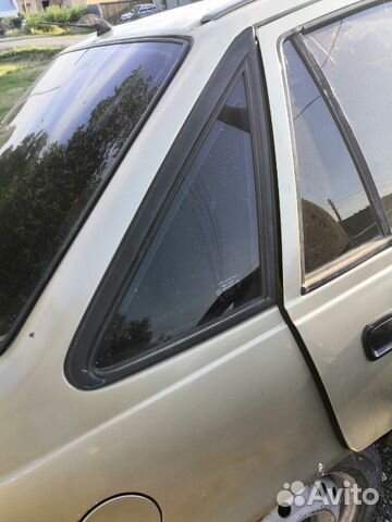 Стекло форточка правая Дэу Нексия Daewoo Nexia