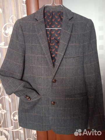 Пиджак модный и брюки