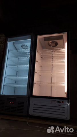 Холодильный шкаф