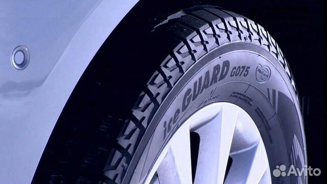 Yokohama Ice Guard IG60A 245/45 R19 98Q