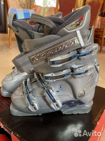 Горнолыжные ботинки