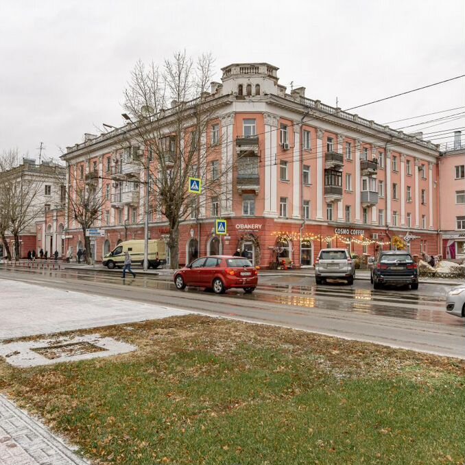 Озерная 58 барнаул. Проспект Ленина Барнаул. Ленина 58 Барнаул. Ленина 153 Барнаул. Ленина 102 в Барнаул.