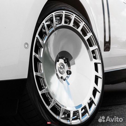 Диски кованые R22 5x120 на Range Rover Sport