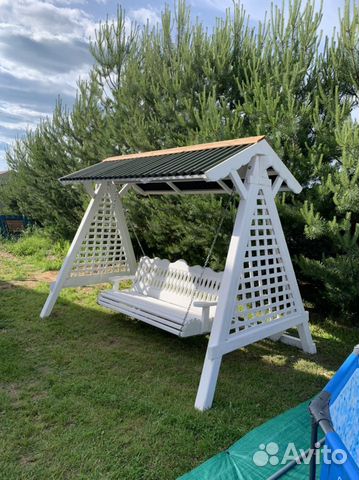 Качели дачные с навесом