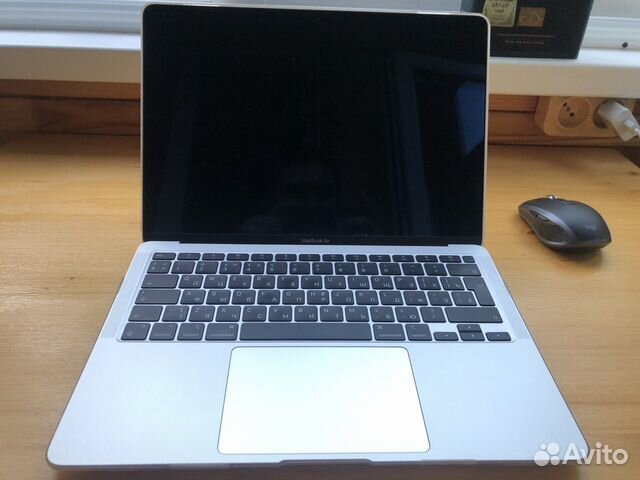Apple MacBook air 13, 8gb, 256GB SSD, MGN93RU/A