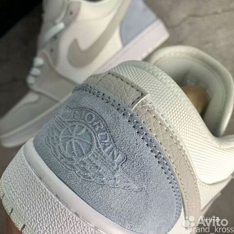 Кроссовки Nike Air Jordan 1