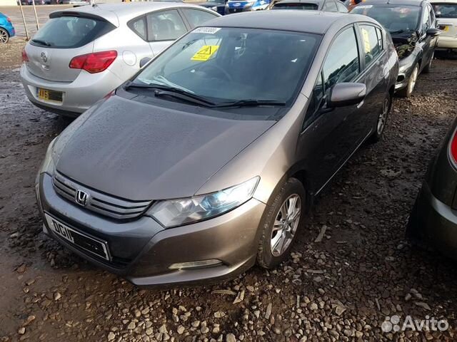 В разборе Honda Insight