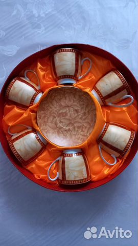 Чайно кофейный сервиз золотой