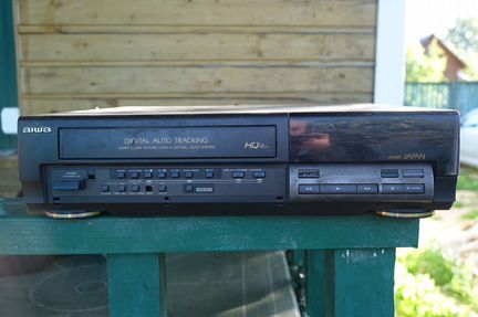 Видеомагнитофоны VHS Aiwa Panasonic Sony