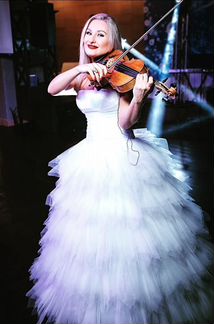 Скрипка на праздник. Музыканты. Новосибирск