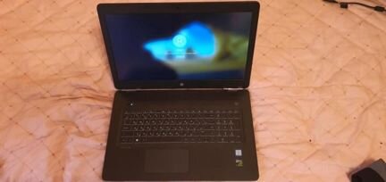 HP pavilion 17.3