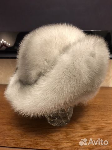 Женский головной убор