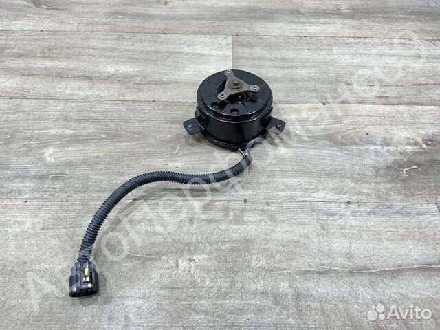 Моторчик вентилятора двигателя Solaris 2 / Rio 4