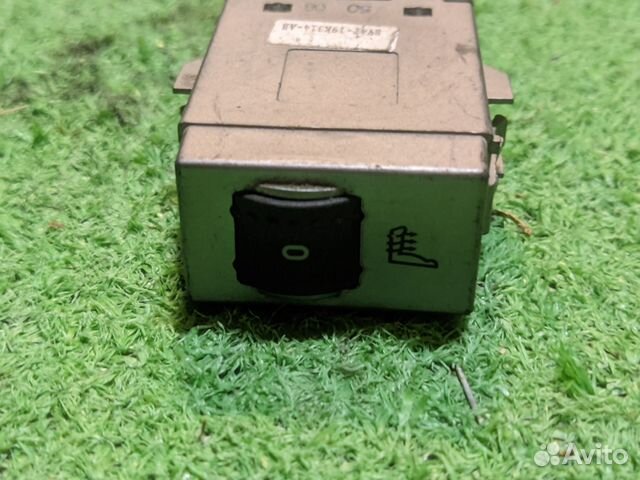 Кнопка обогрева сидений Ford Focus 2 рест 2008