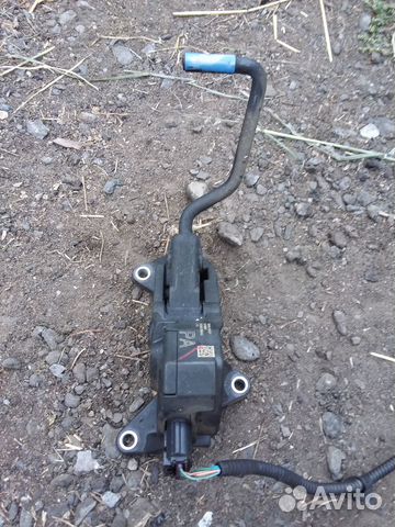 Педаль акселератора Toyota Camry