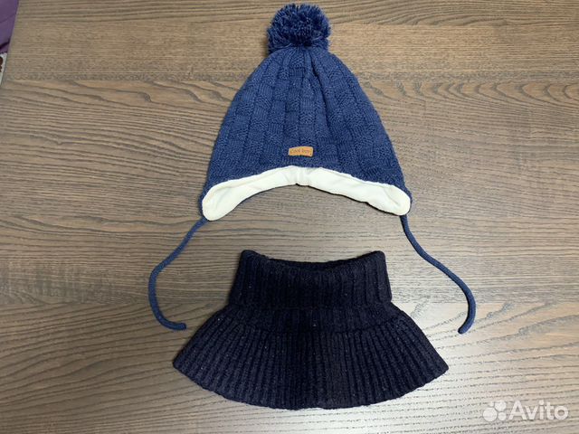 Шапка и манишка на зиму (1,5-2 года)