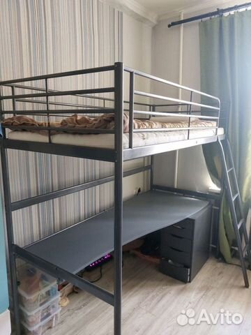 Двухъярусная кровать со столом IKEA