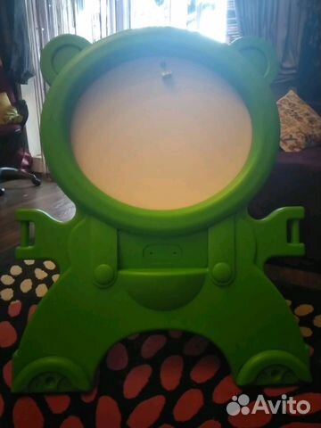 Мольберт для рисования (маркерами)