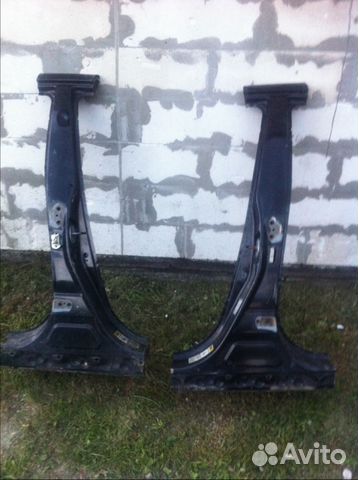 Стойка на Тойота Карола 2008-2013