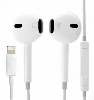 Гарнитура EarPods штекер лайтинг белые копия