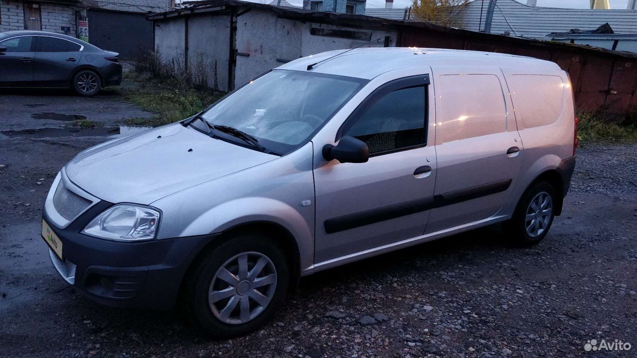 ларгус бензин. мобильные азс для ларгуса. ларгус осенью. ларгус россия 1. ларгус с бусиком фольксваген.