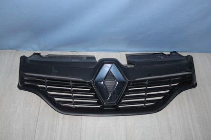 Решетка радиатора Renault Logan 2 Sandero 2 Логан