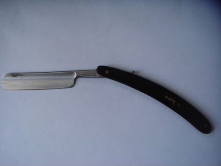 Бритва опасная Заря