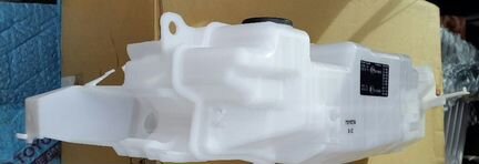 Бачок омывателя lexus LX 570 2008-2020