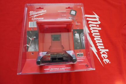 Строительный фонарь milwaukee 2365-20 m18