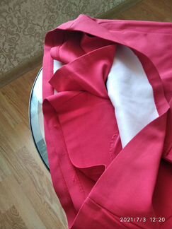 Убка шорты, красные и беживые новые, размер не под
