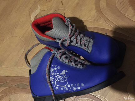 Лыжные ботинки