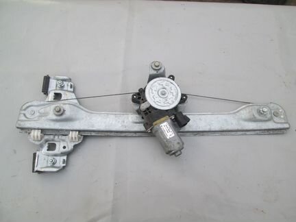 Передний левый стеклоподъемник Шевроле Орландо