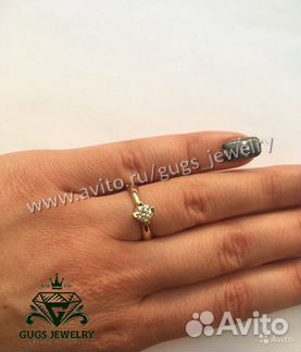 Новое золотое кольцо с бриллиантом