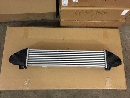 Радиатора интеркулера Mercedes GLK W204 E212 W207